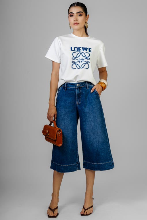 PLAYERA LOGO AZUL Y CRISTALES
