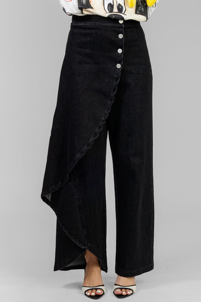 PANTALON ASIMETRICO BOTONES