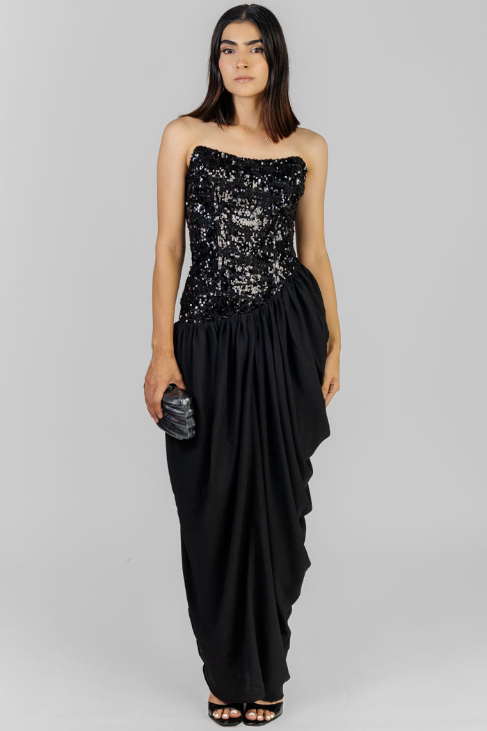VESTIDO NEGRO CON LENTEJUELAS