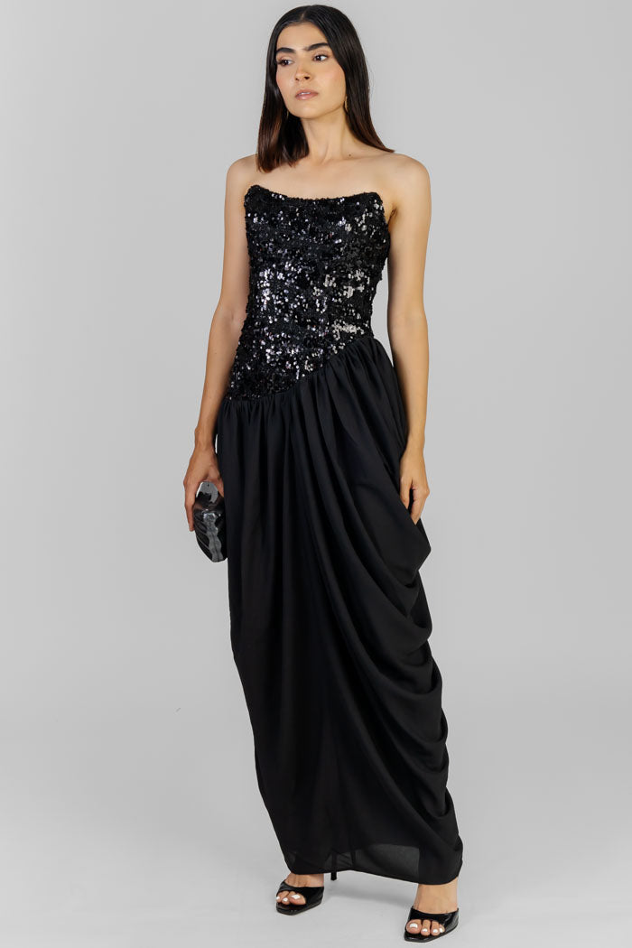 VESTIDO NEGRO CON LENTEJUELAS