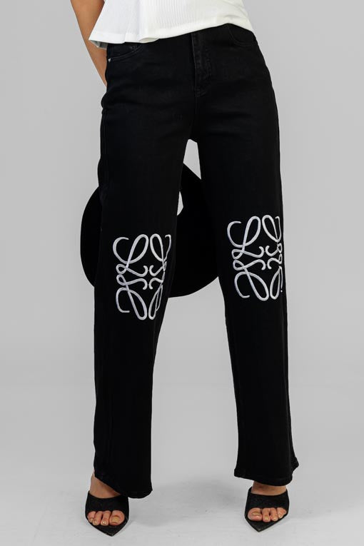 PANTALON NEGRO LOGO BLANCO