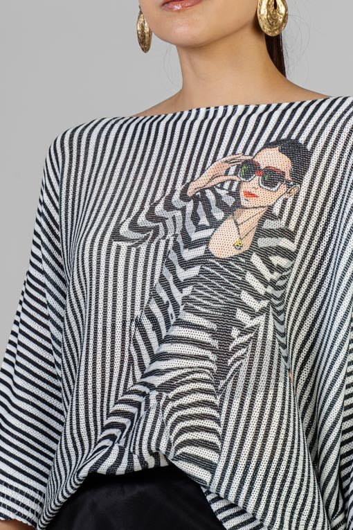 BLUSA RAYAS MODELO