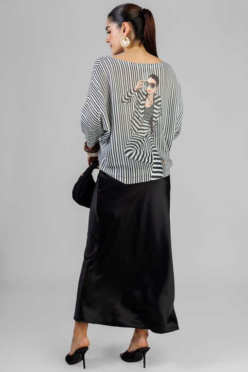 BLUSA RAYAS MODELO