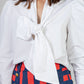BLUSA BLANCA CON LAZO