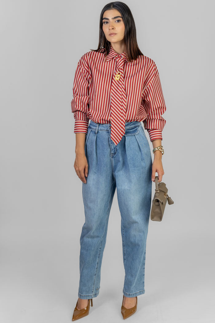 BLUSA RAYADA CON CORBATÍN