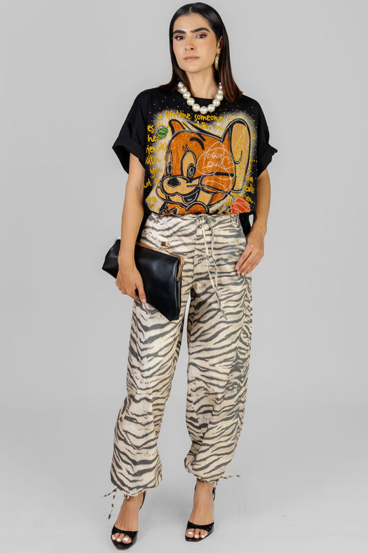 BLUSA NEGRA ESTAMPADA OVERSIZE