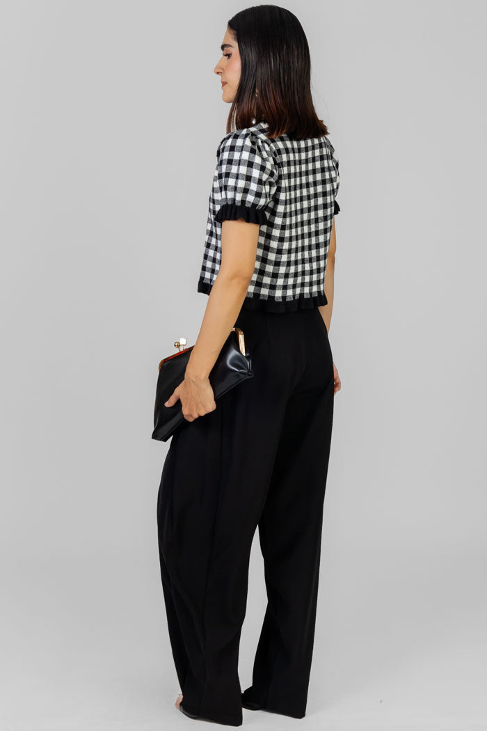 BLUSA A CUADROS CON VOLADOS