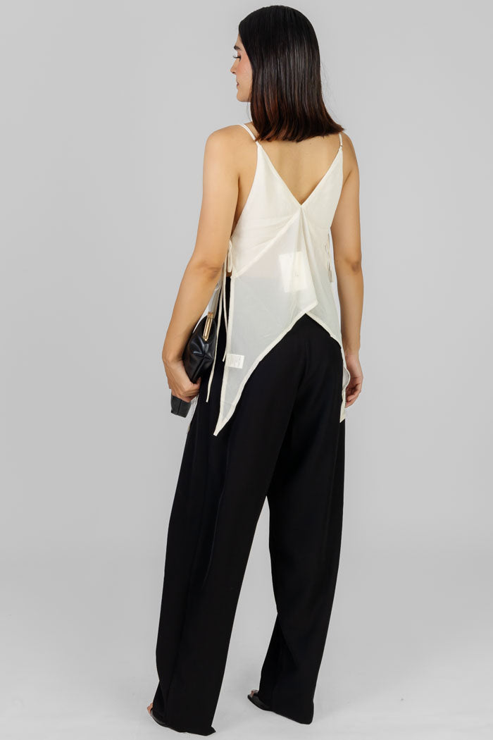 BLUSA TIPO LENCERA BORDADA