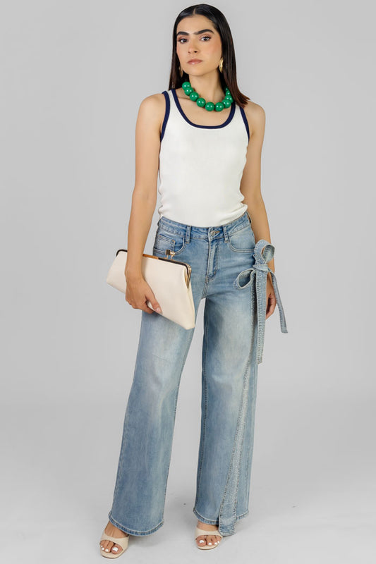 PANTALON JEANS CON LAZO