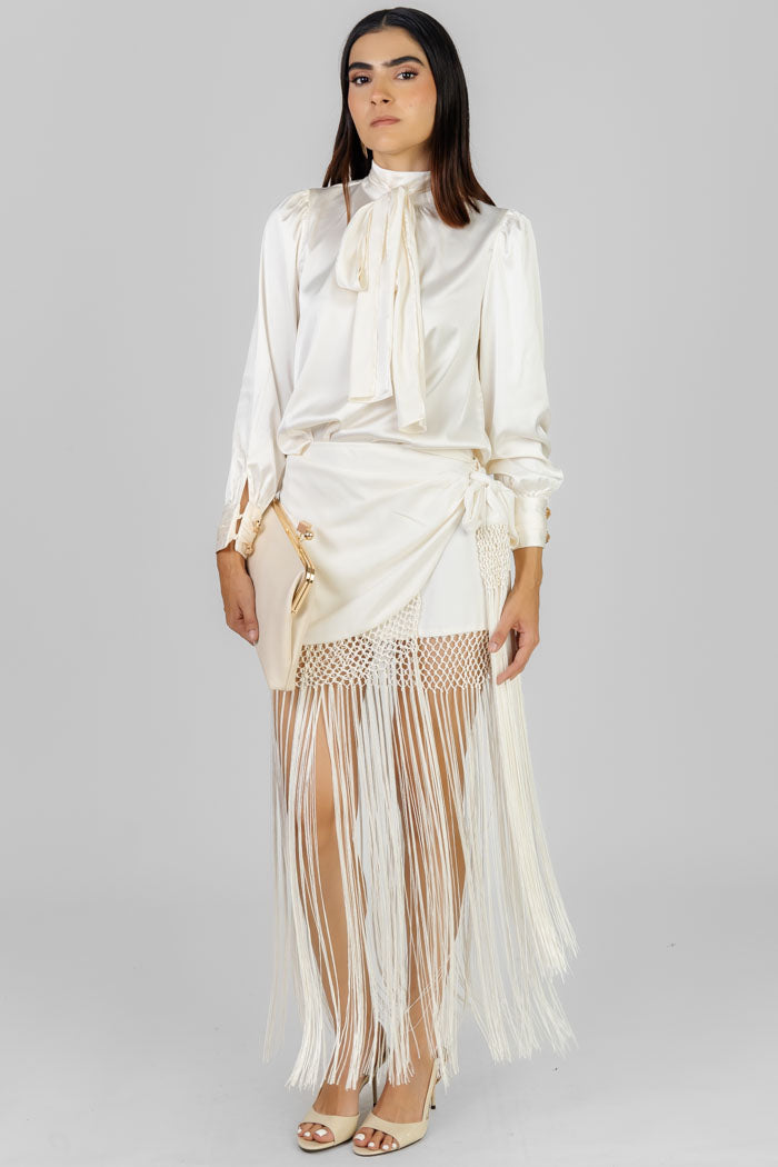 BLUSA SATINADA CUELLO LAZO