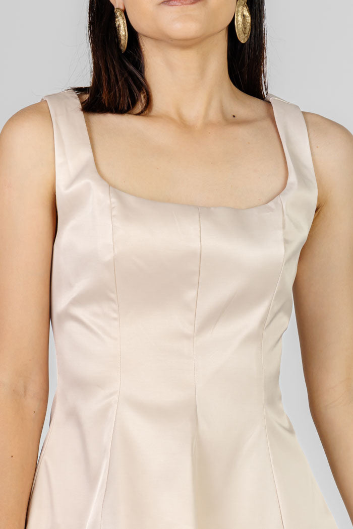 CONJUNTO SATINADO ELEGANTE