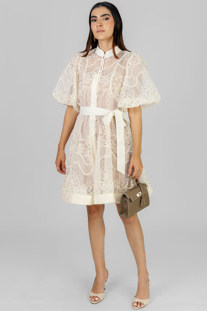 VESTIDO CORTO BORDADO