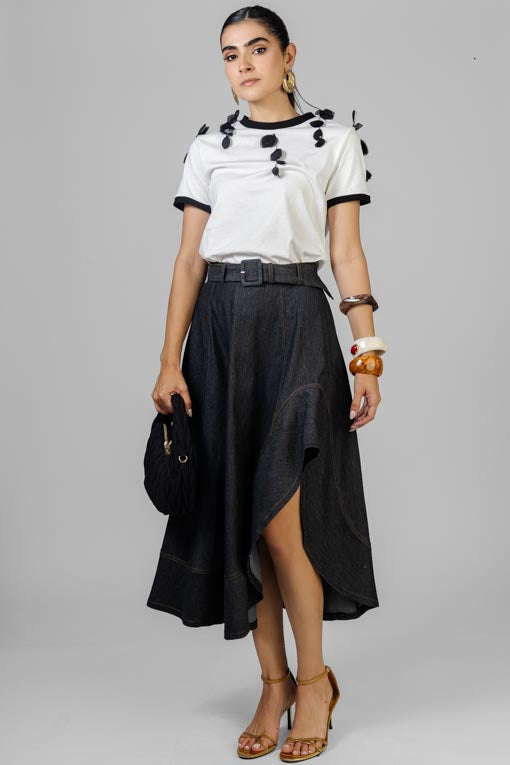 PLAYERA PETALOS NEGRO