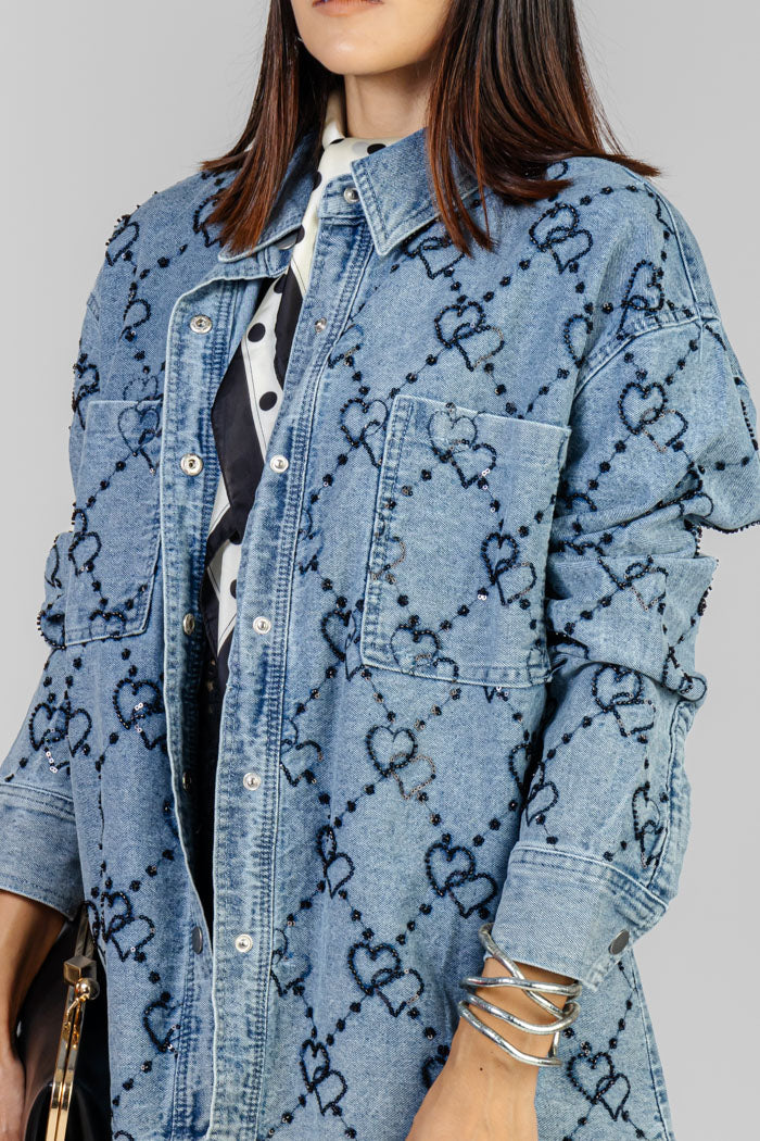 CHAQUETA DENIM CON CORAZONES