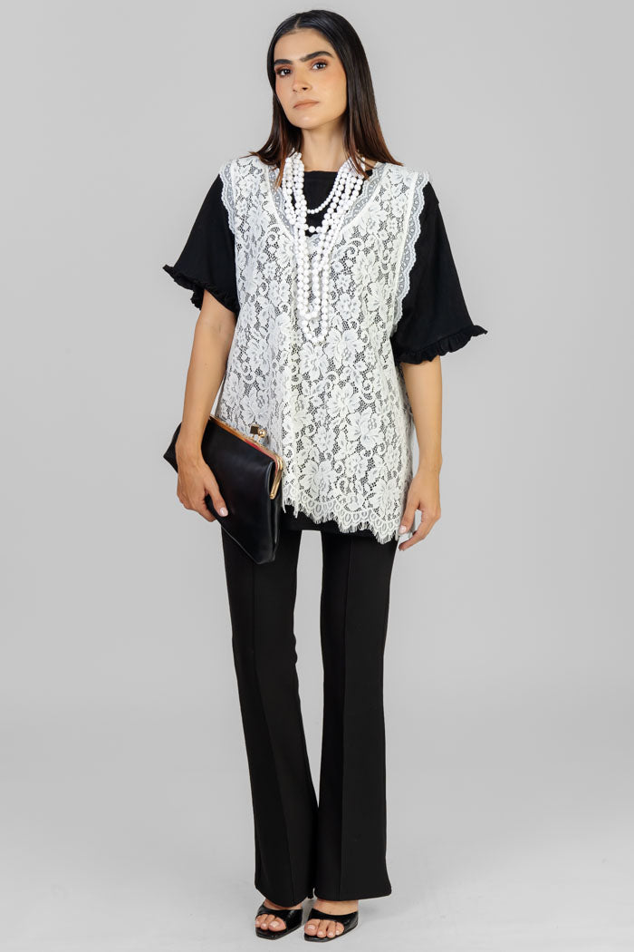 BLUSA NEGRA ENCAJE BLANCO