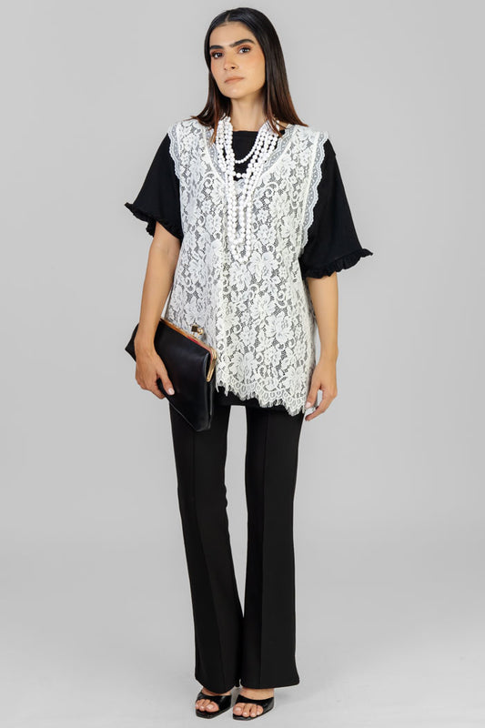 BLUSA NEGRA ENCAJE BLANCO