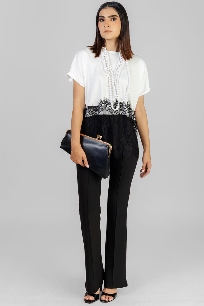 BLUSA BICOLOR CON ENCAJE