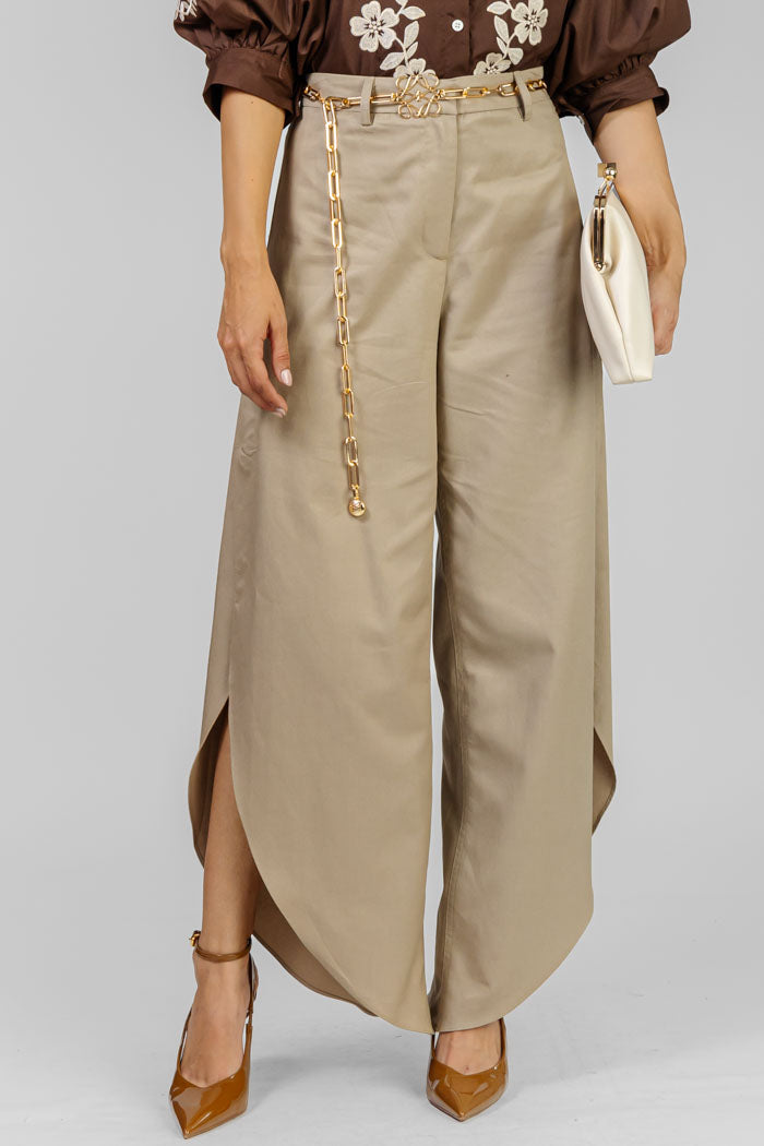 PANTALON BEIGE ACAMPANADO