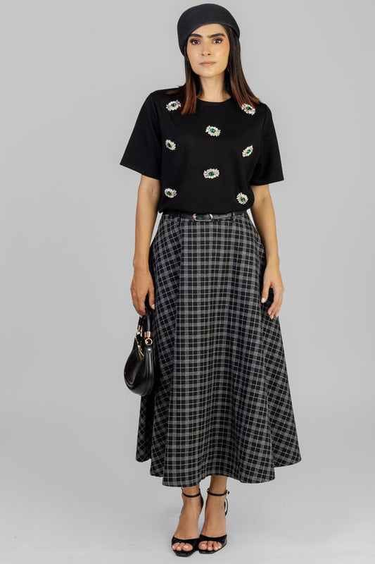 BLUSA NEGRA CON PEDRERÍA
