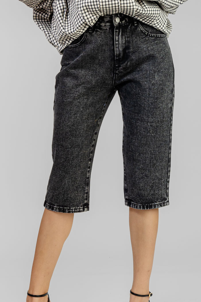 BERMUDA DENIM NEGRA