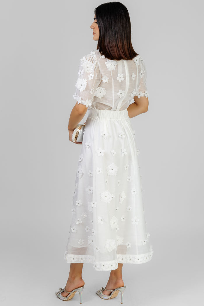 CONJUNTO BLANCO CON FLORES