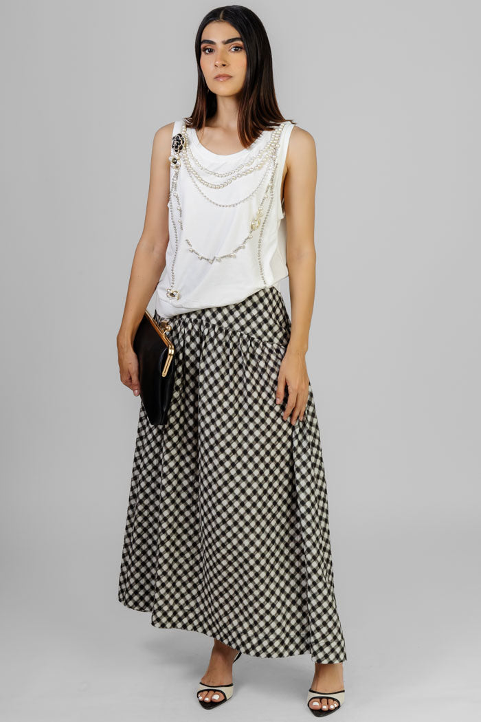 BLUSA BLANCA CON PERLAS