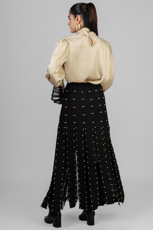 BLUSA SATINADA PLUMAS EN PUÑO