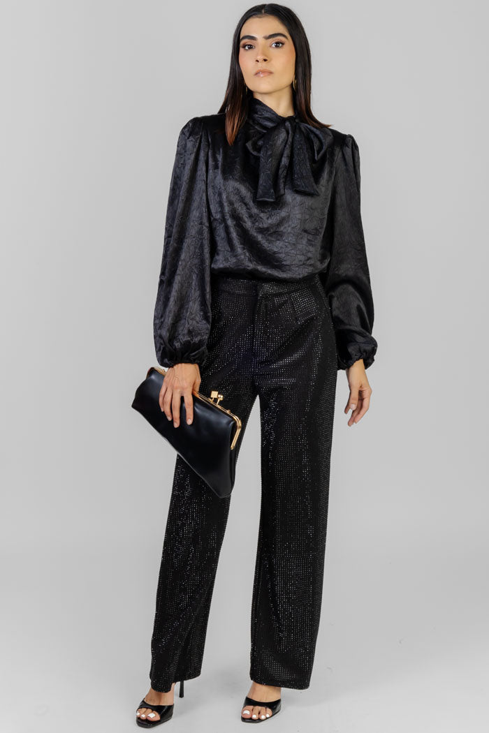 PANTALÓN NEGRO CON BRILLOS