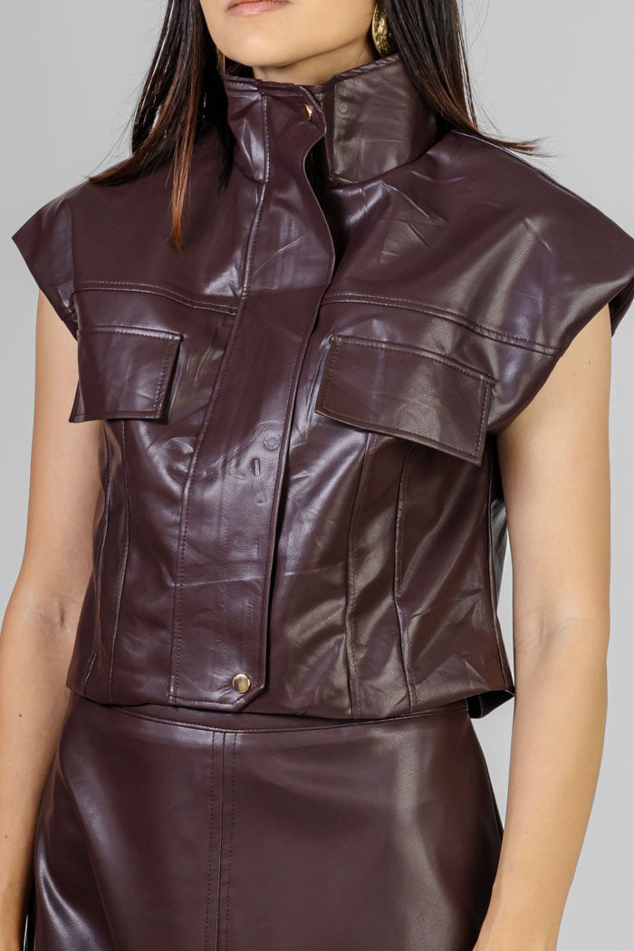 CONJUNTO CHALECO Y FALDA