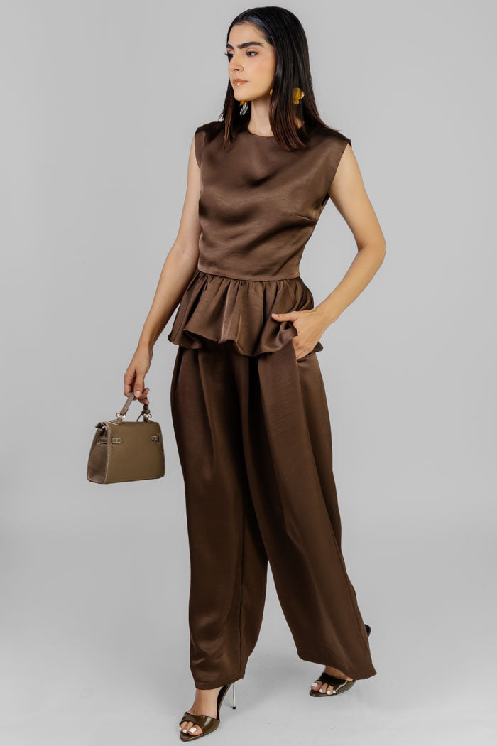 CONJUNTO PEPLUM SATINADO