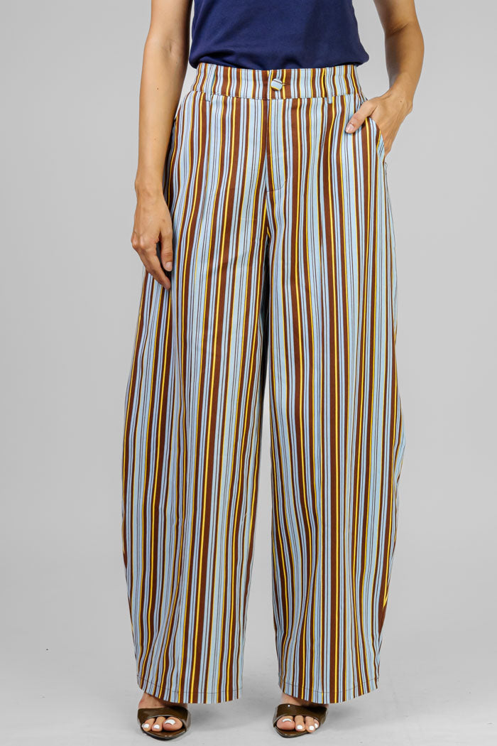 PANTALÓN RAYADO ESTRUCTURADO