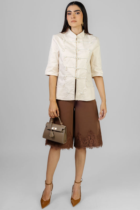 BLUSA CREMA DETALLE PERLAS