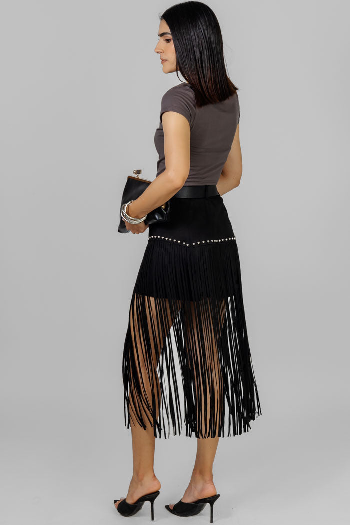 SHORTFALDA NEGRA CON FLECOS