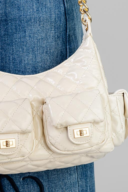BOLSA ACOLCHADA CON CADENA