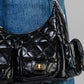 BOLSA ACOLCHADA CON CADENA
