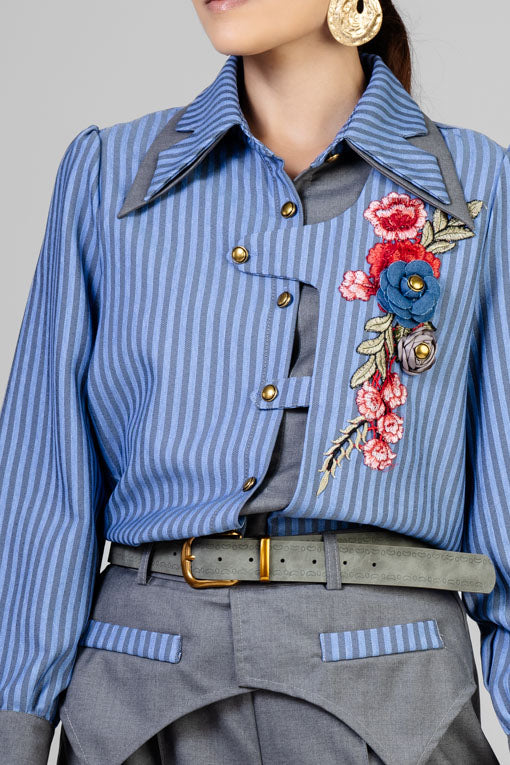 CONJUNTO CAMISA RAYAS Y FLORES