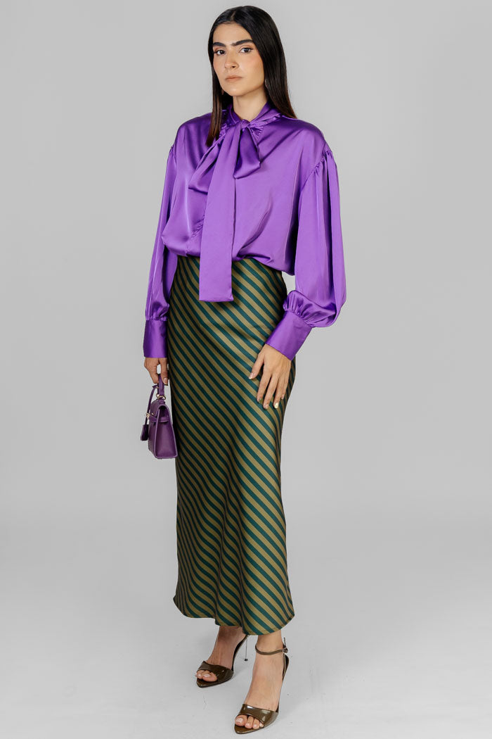 BLUSA SATINADA MOÑO
