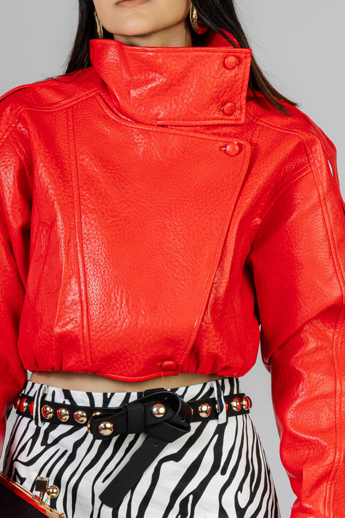 CHAMARRA ROJA CROP