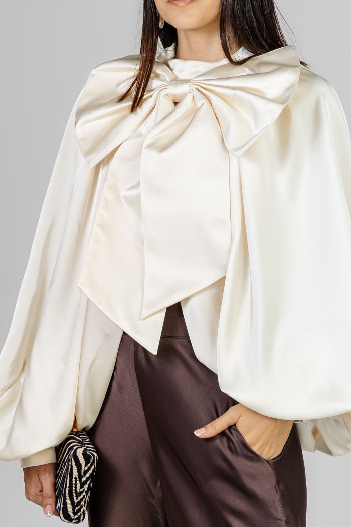 BLUSA LAZO ELEGANTE