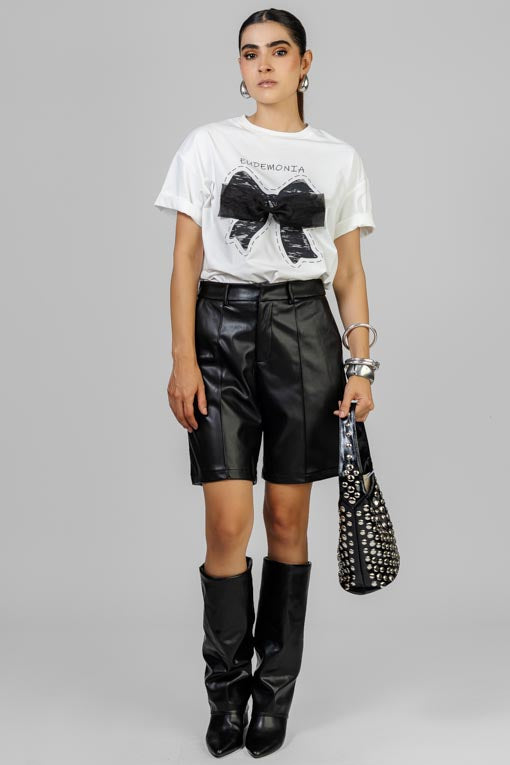 PLAYERA MOÑOS NEGRO