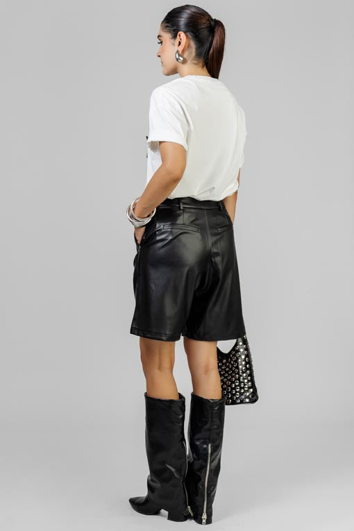 PLAYERA MOÑOS NEGRO