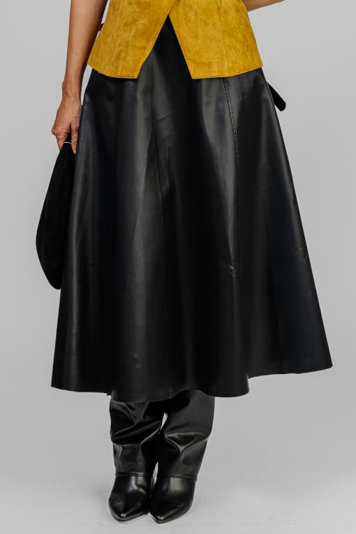 FALDA VINIPIEL NEGRA