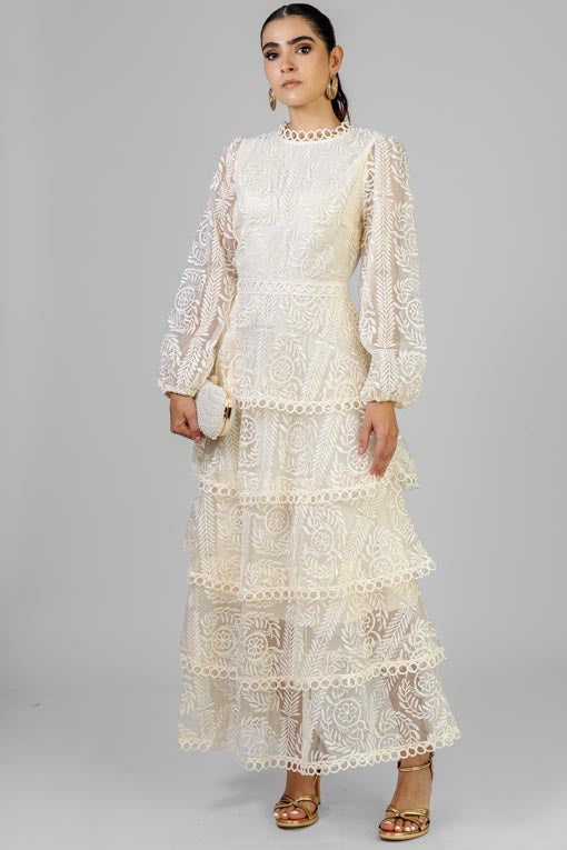 VESTIDO ORGANZA BORDADA