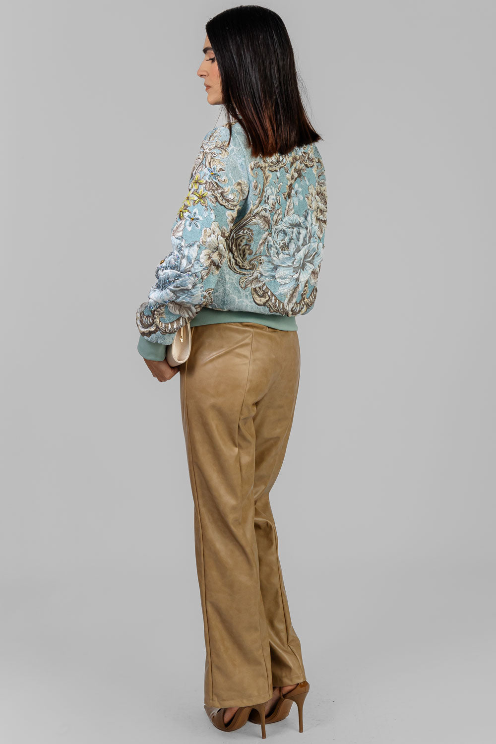 CHAQUETA BOMBER BORDADA AZUL