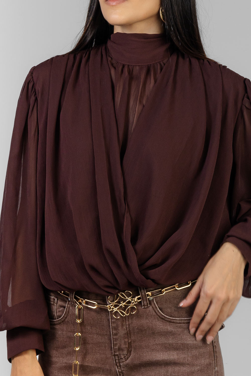 BLUSA DRAPEADA ENVOLVENTE