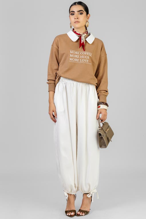 SUDADERA CUELLO BLANCO