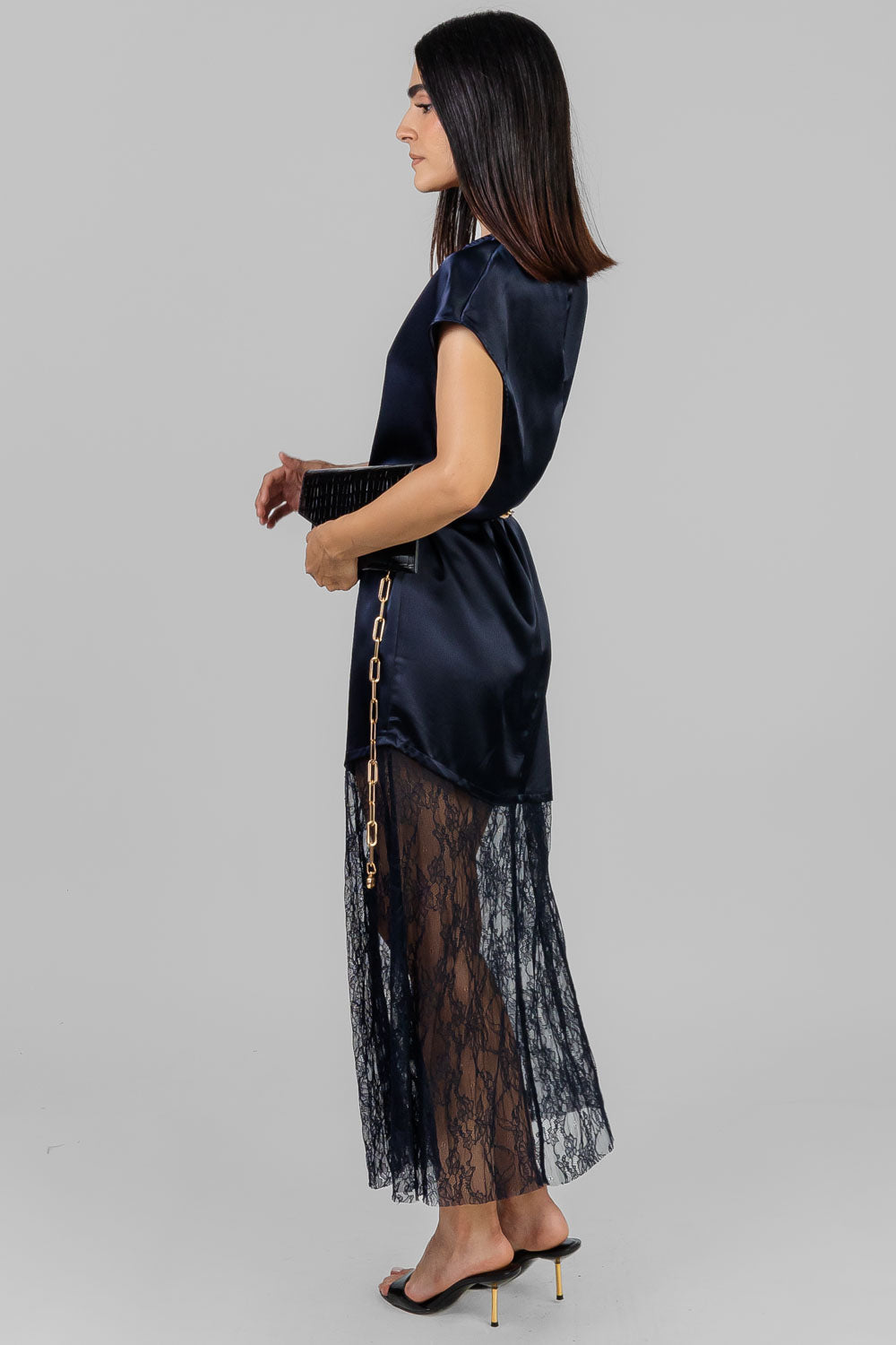 VESTIDO SATINADO AZUL MARINO