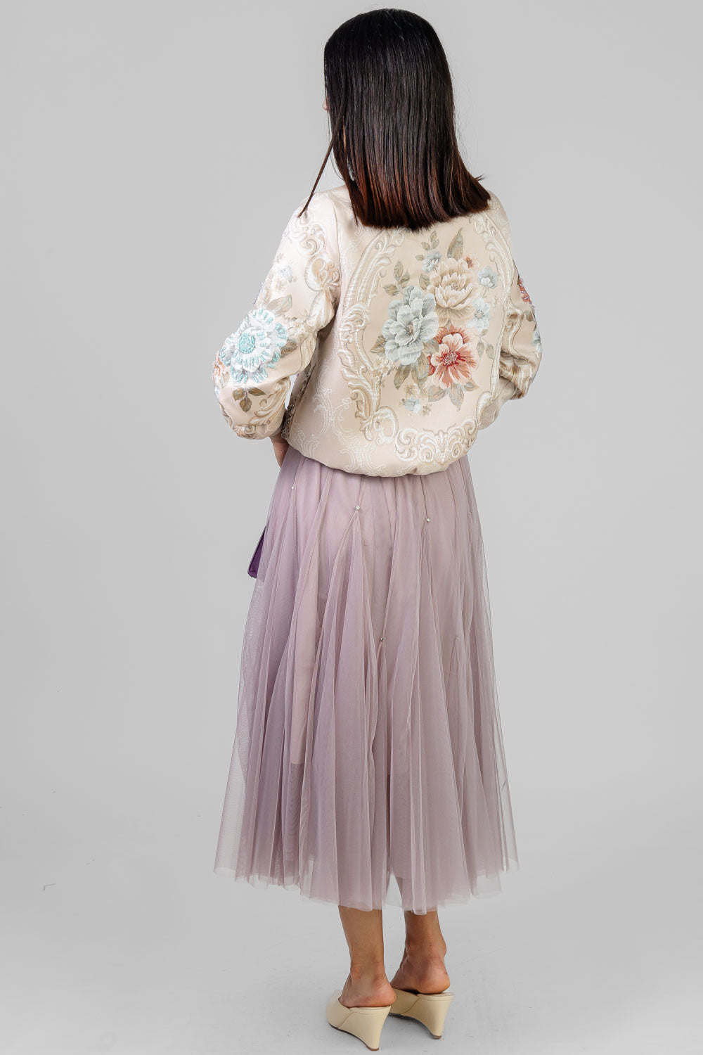 CHAQUETA BORDADO FLORAL