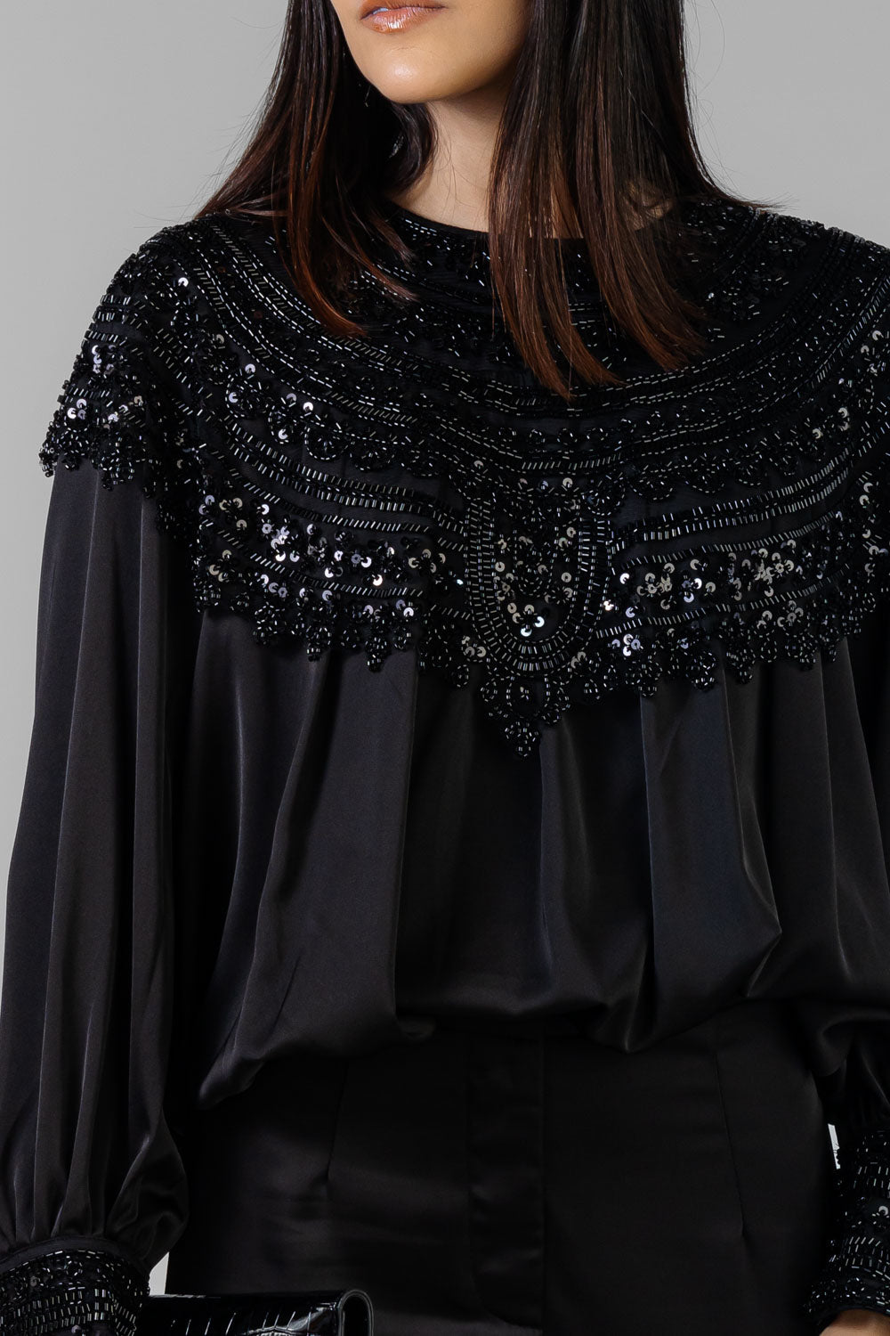 BLUSA CUELLO JOYA
