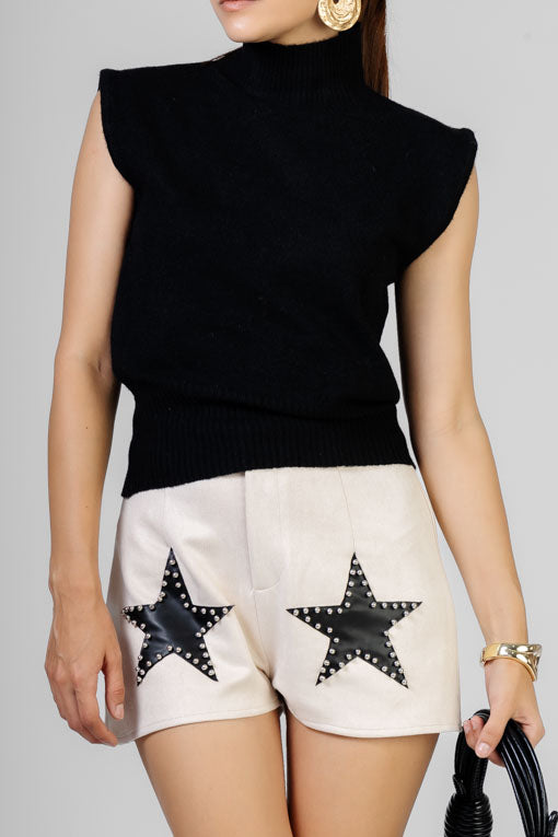 SHORT GAMUZA ESTRELLAS